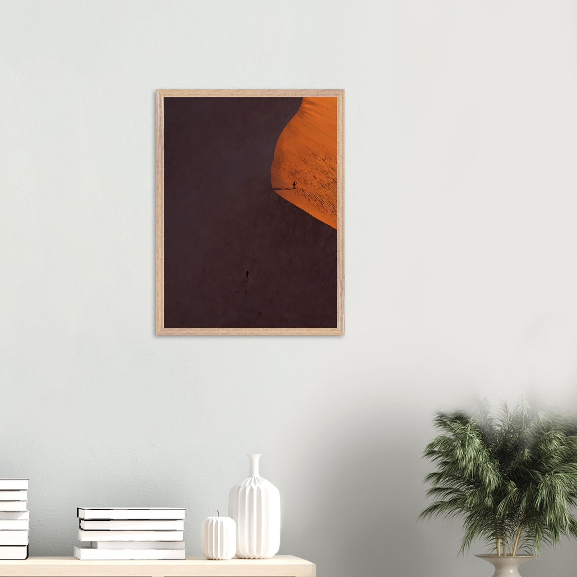 Affiche Marcheur Solitaire encadrée, cadre bois (vue 6)