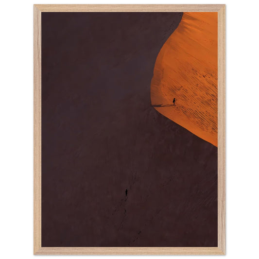 Affiche Marcheur solitaire Encadrée, cadre bois 45x60 cm