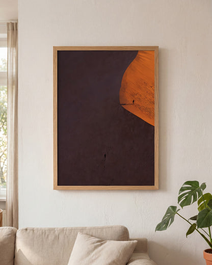 Affiche Marcheur solitaire Encadrée, mockup en situation dans un interieur, Muchimura