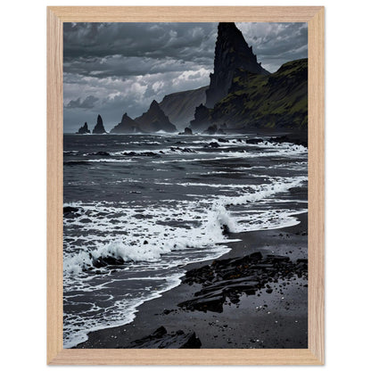 Affiche Plage de sable noir Encadrée, cadre bois 30x40 cm