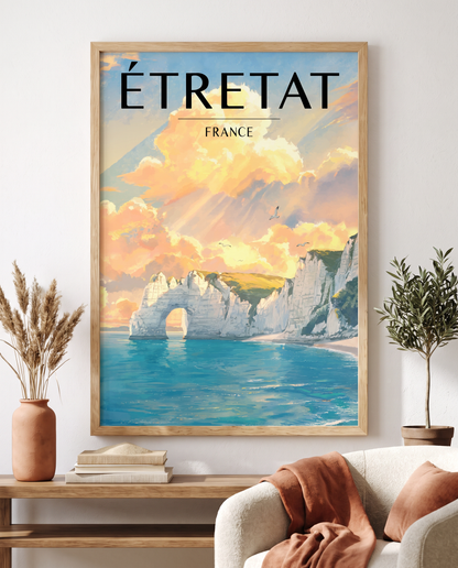 Affiche Étretat encadrée en situation dans un intérieur